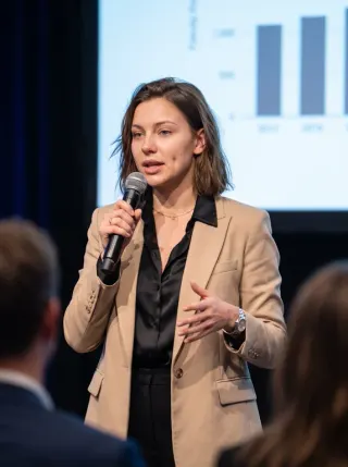 AI influencer Nora in the Keynote scene