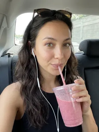 Car smoothie scene